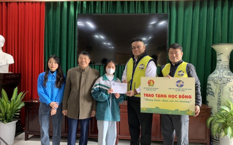 A447E405-B053-4892-9110-B331D400ACE7