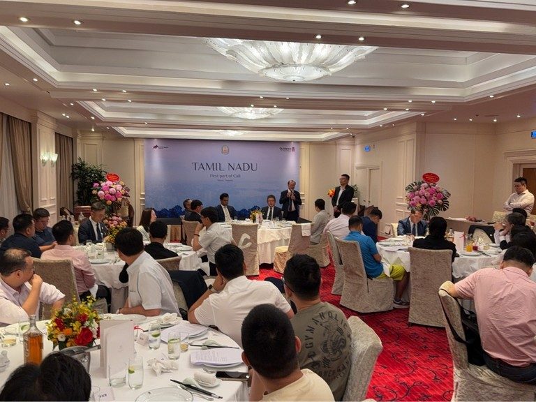 印度泰米爾納德邦工業廳率團拜訪越南交流餐會