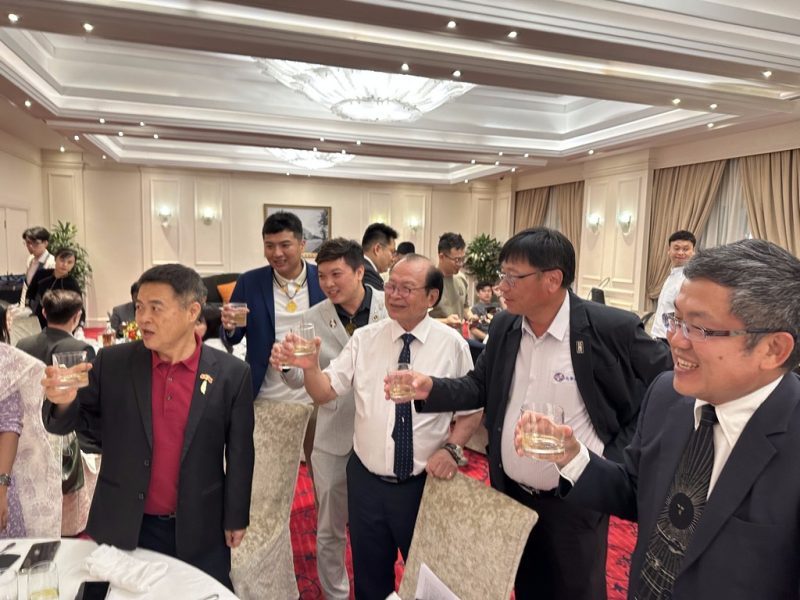 印度泰米爾納德邦工業廳率團拜訪越南交流餐會