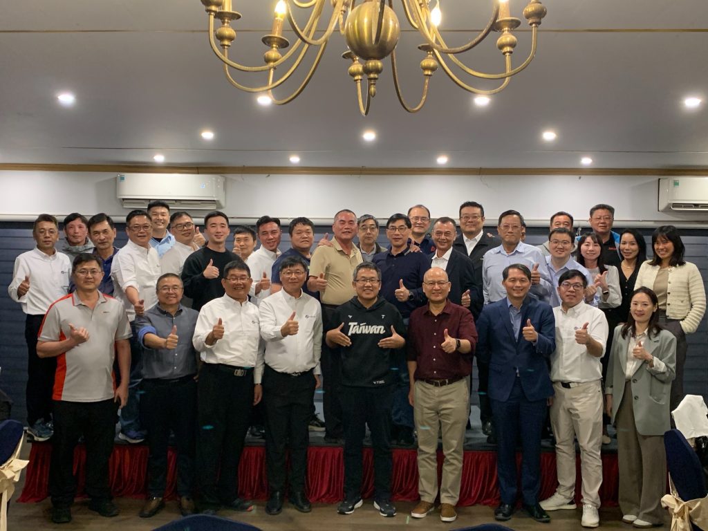 劉世忠大使與北寧商會富壽省當地台商會員進行交流晚宴